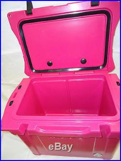 CLEARANCE SALE 26 Qt PREMIUM FROSTBITE COOLER, FAST FREE SHIPPING! PINK