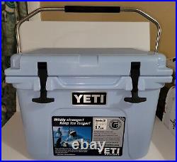 Ice Blue Yeti Cooler Roadie 20 Excellent Out Of Production