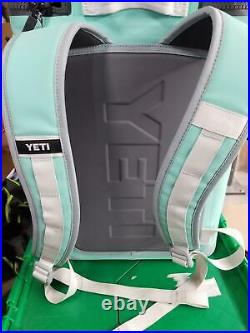 NEW YETI Hopper Backflip 24 Soft Sided Cooler/Backpack, Aquifer Blue