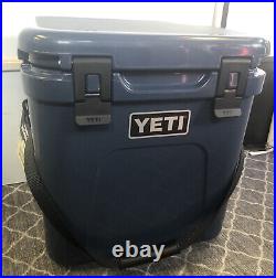 NEW YETI Roadie 24 Hard-Sided Leakproof Ice-For-Days Cooler Navy Free S&H