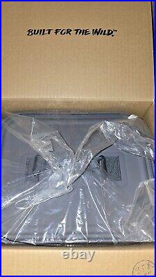 NEW! Yeti Hopper Flip 12 Soft Cooler, Navy 9409 Free Shipping NIB
