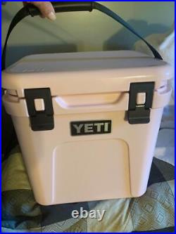 NEW Yeti Roadie 24 Hard Cooler, Tan Free Shipping