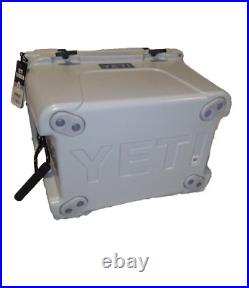 NEW Yeti Tundra 35 Icebox cooler & Basket Rare Color Sagebrush Green
