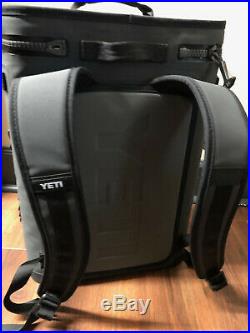 NWT YETI Hopper BackFlip 24 Cooler Backpack Charcoal