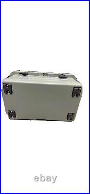 New 4runner grey cooler 40 quart Cooler Toyota Genuine Yeti Style