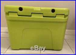 New Rare Yeti 35 Tundra Cooler Chartreuse Color Limited Edition! New In Box