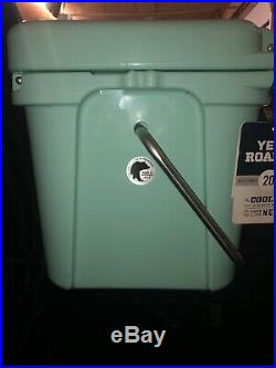 New! Seafoam Yeti Roadie 20qt Tundra Cooler With Tags and Handle (Discontinued)