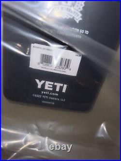 New YETI Roadie 24 Hard Cooler Decoy Tan Olive Camo Logo In Original Box