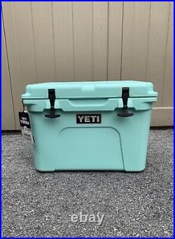 New Yeti Sea Foam Green 35 Tundra Cooler Limited Edition Discountinued RARE