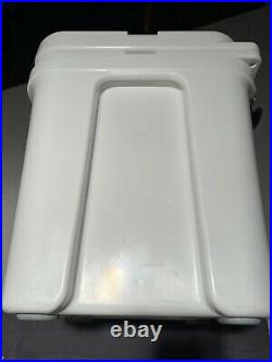 New Yeti Silo 6 Gallon Water Cooler White