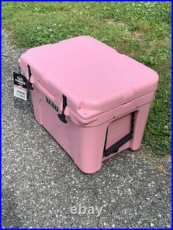New Yeti Tundra 35 Cooler rare Limited Edition pink color with hat inside