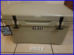 New in Box Yeti Tundra 45 Hard Cooler TAN