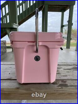 Rare Yeti Roadie Cooler Limited Edition Pink
