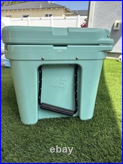Sold Out Yeti Tundra 45 Hard Cooler- Seafoam! Discontinued