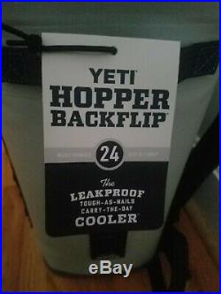 YETI 18060130007 Hopper BackFlip 24 Cooler Backpack Fog Gray