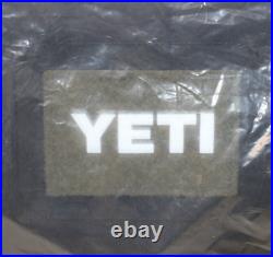 YETI Camino 35 Carryall Beach Carrying Tote Bag (Navy Blue) Carry Tote NEW