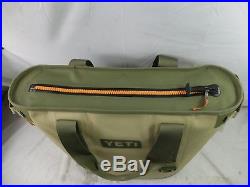 YETI Hopper 30 Portable Cooler (Field Tan/Blaze Orange)