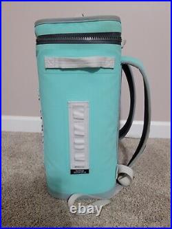 YETI Hopper BackFlip 24 Soft-Sided Backpack Cooler Aquifier Blue