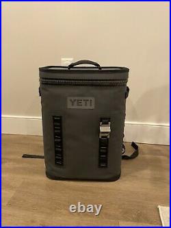 YETI Hopper Backflip 24 Soft Sided Cooler/Backpack Charcoal