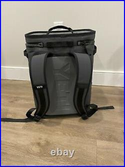 YETI Hopper Backflip 24 Soft Sided Cooler/Backpack Charcoal