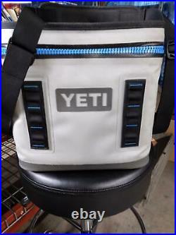 YETI Hopper Flip 12 Portable Cooler, Fog Gray/Tahoe Blue