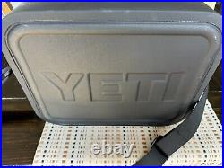 YETI Hopper Flip 12 Soft Cooler BLACK + (2) Large Yeti Thin Ice Blocks