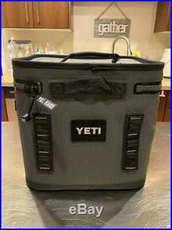 YETI Hopper Flip 12 Tough Insulated Cooler (Charcoal)