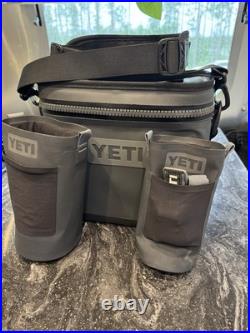 YETI Hopper Flip 18 + 2 BONUS Yeti Cup Holders