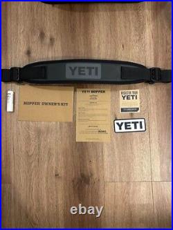 YETI Hopper Flip 18 Cooler Black, Newwithtag