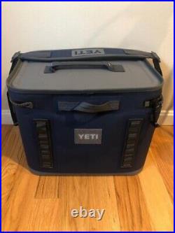 YETI Hopper Flip 18 Soft Cooler color Navy Newwithtag free ship