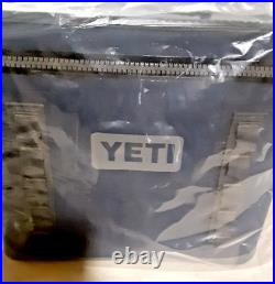 YETI Hopper Flip 8 Navy 10 qt Cooler Soft Sided