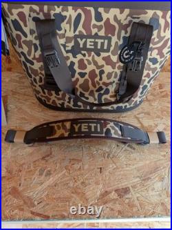 YETI Hopper M30 2.0 Soft Cooler, Wetlands Camo