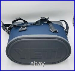 YETI Hopper M30 Soft Cooler Tote -Navy Blue Holds 20 Cans New With Tags