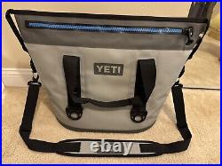 YETI Hopper TWO 30 Soft Cooler Gray