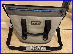 YETI Hopper TWO 30 Soft Cooler Gray