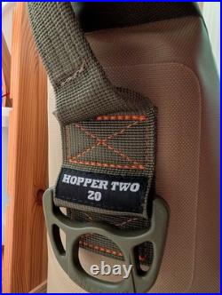 YETI Hopper Two 20 Soft Cooler Zip Top Field Green Tan Orange Zipper