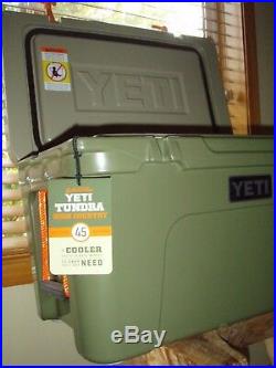 YETI Limited Edition High Country Tundra 45 Cooler, T-shirt and Camo Hat