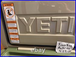 YETI OG Duck Camo Tundra 45 Cooler