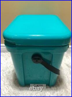 YETI ROADIE 24 HARD COOLER LTD. ED. AQUIFER BLUE! EXCELLENT used condition