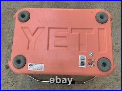 YETI Roadie 20 Cooler Coral. Rare. Discontinued Color