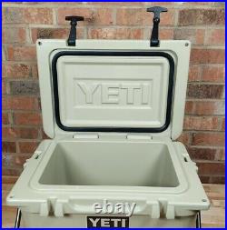 YETI Roadie 20 Cooler Desert Tan Discontinued Color Handle Hard Shell