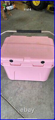 YETI Roadie 20 Cooler Pink Limited Edition Discontinued Rare Color