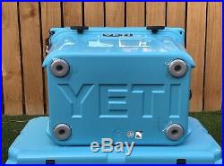 YETI Roadie 20 Cooler REEF BLUE Brand New Fast Ship