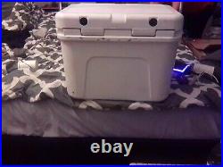 YETI Roadie 20 Cooler With Handle White Bear Resistant Get This Gem Whileucan Used