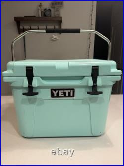 YETI Roadie 20 Hard Cooler Seafoam Limited Edition (Discontinued)