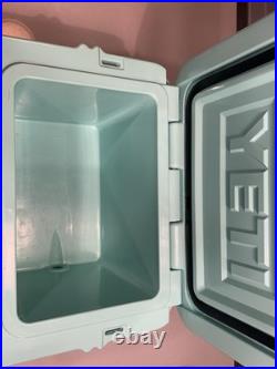 YETI Roadie 20 Hard Cooler Seafoam Limited Edition (Discontinued)