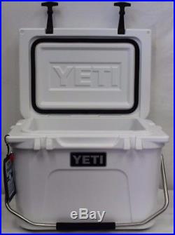 YETI Roadie 20 qt. Cooler, White, with Handle