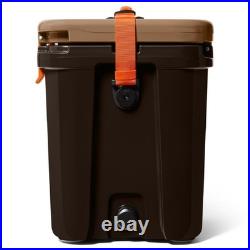 YETI Roadie 24 2.0 Hard Cooler, Wetlands Camo