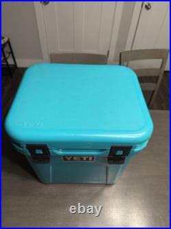 YETI Roadie 24 Aquifer Blue 22 Quart Hard Cooler Discontinued