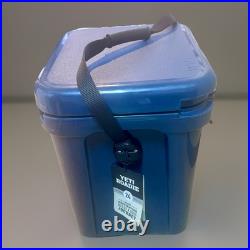 YETI Roadie 24 Hard Cooler Navy